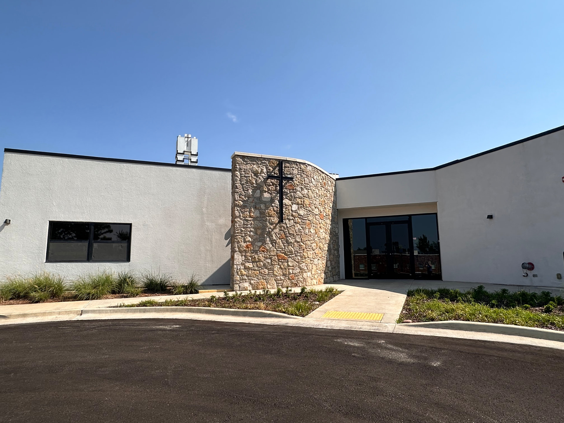 Christ the Redeemer Lutheran Church exterior in Tulsa